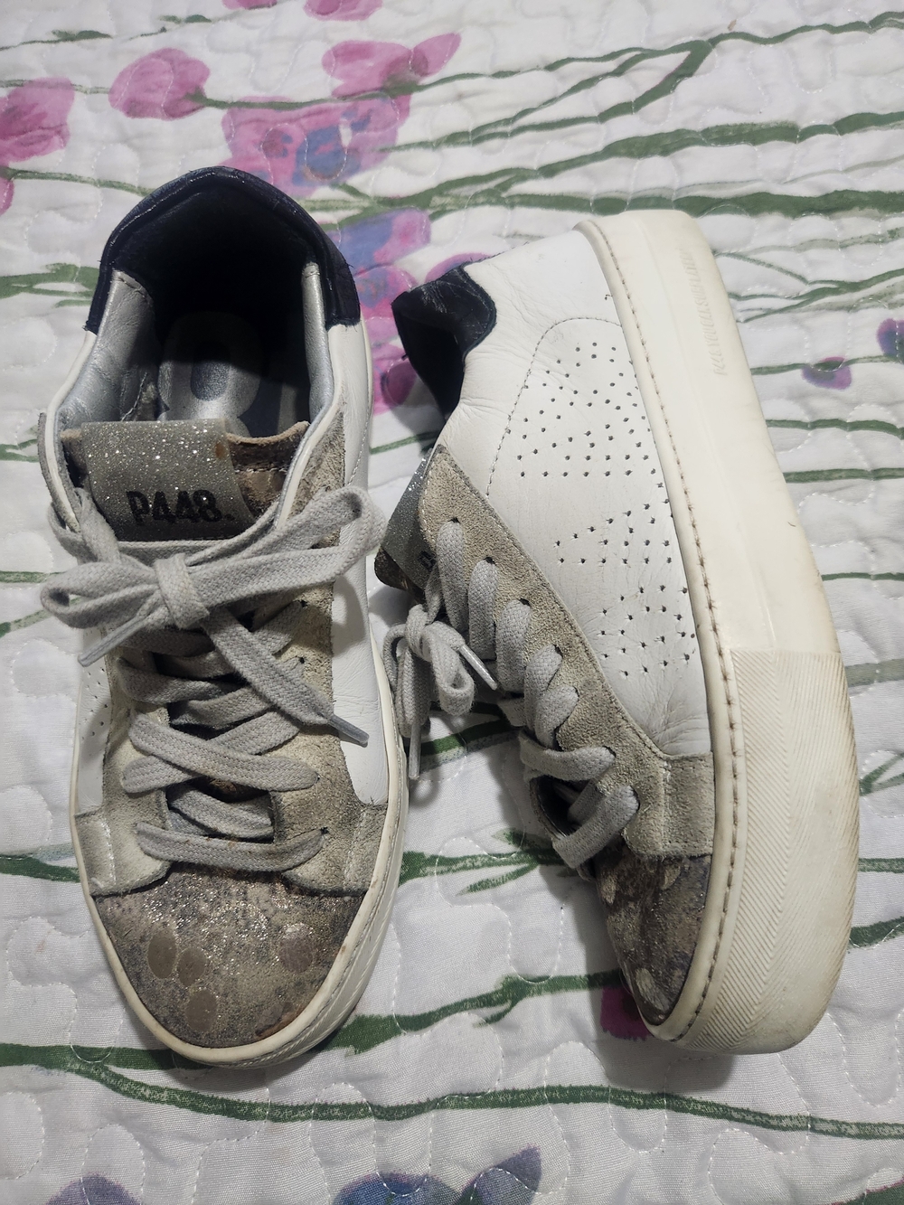 P448 White & Gray Low-Top Leather Sneakers